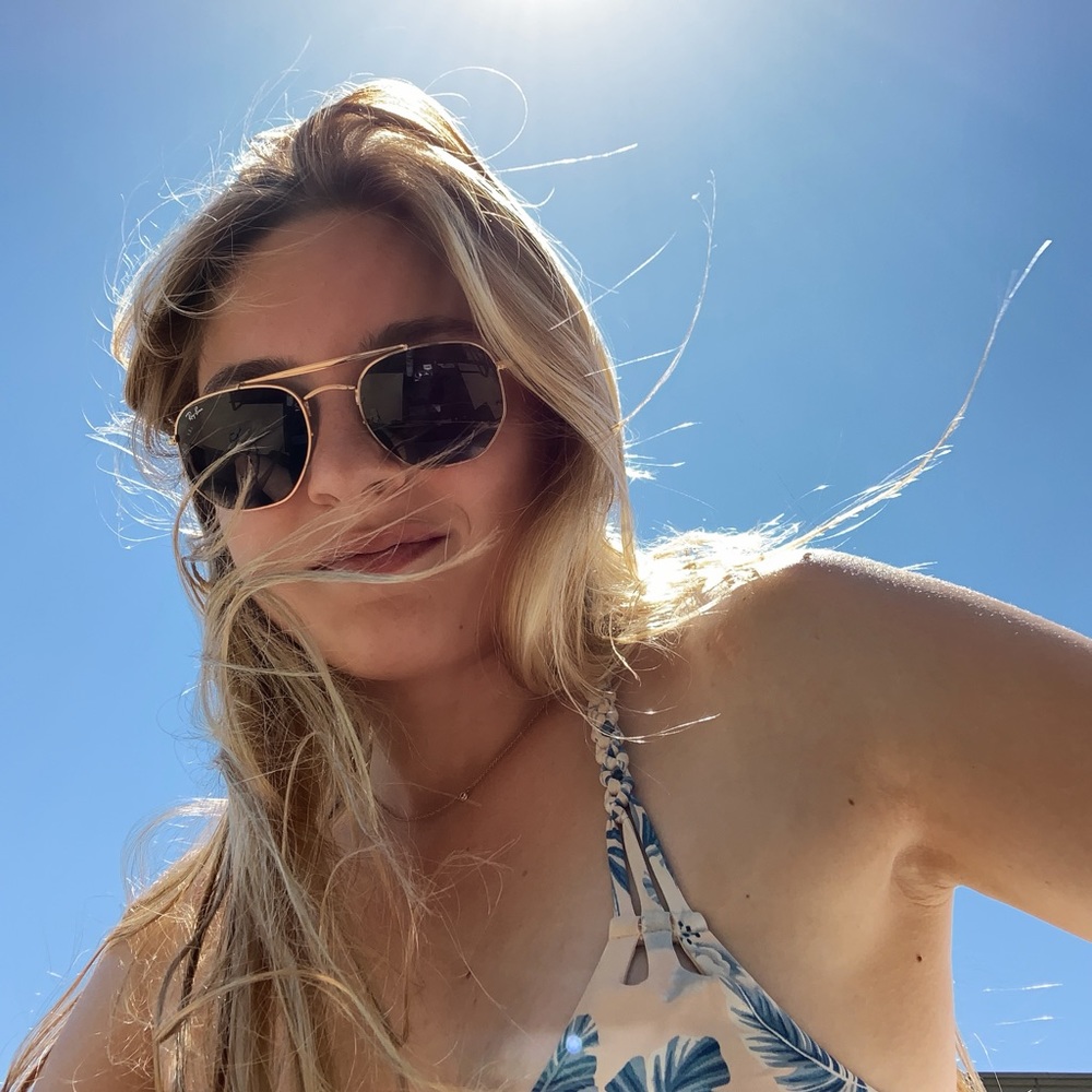 Meet your Posher, Charlotte